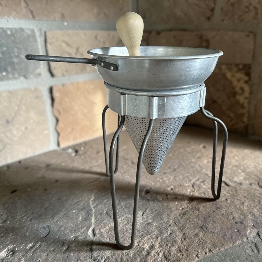 Wear-Ever Aluminum Juicer Canning Cone Strainer Sieve Stand Wood Pestle Vtg 480